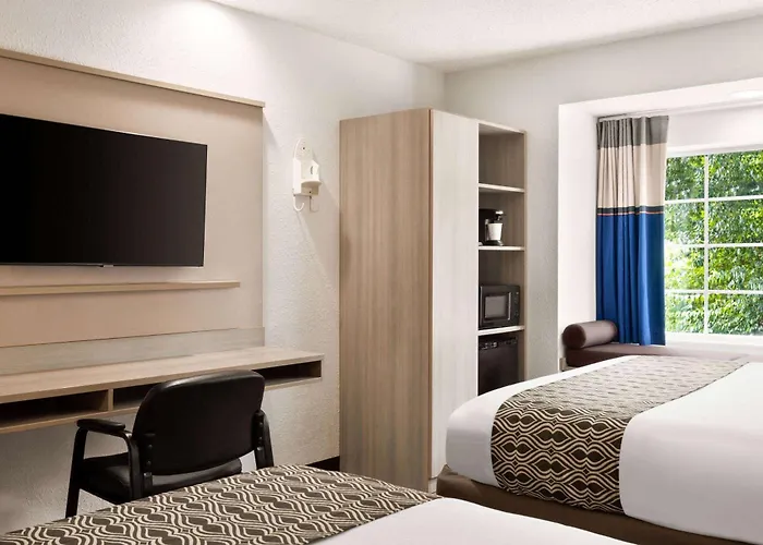Microtel Inn & Suites by Wyndham Florence/Cincinnati Airport